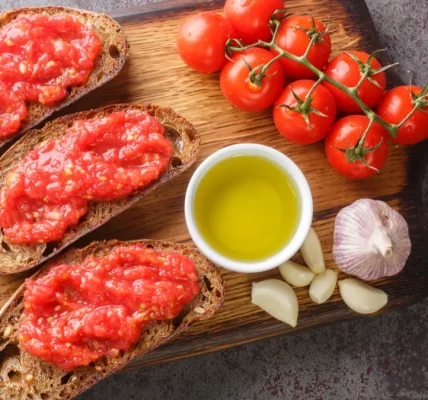 Pan Con Tomate