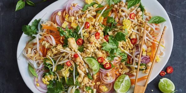 thai-pasta-salad-kombinasi-segar-dan-lezat